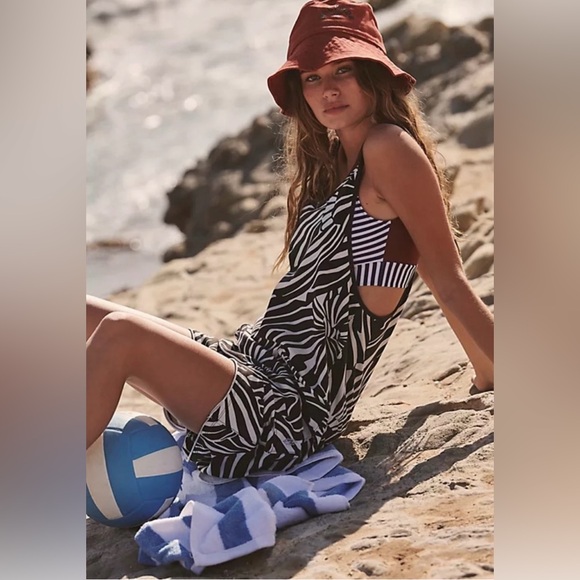 NWT Free People Hot Shot Printed Romper - Picture 2 of 10